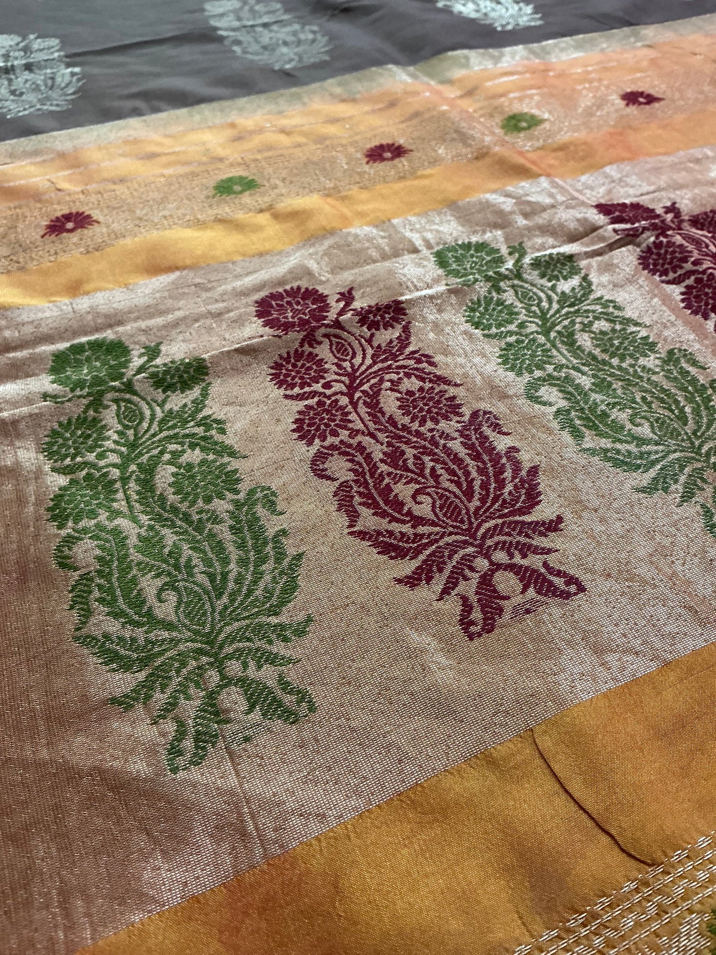 Tangedu ~ Vintage Pure Silk Armoor Saree