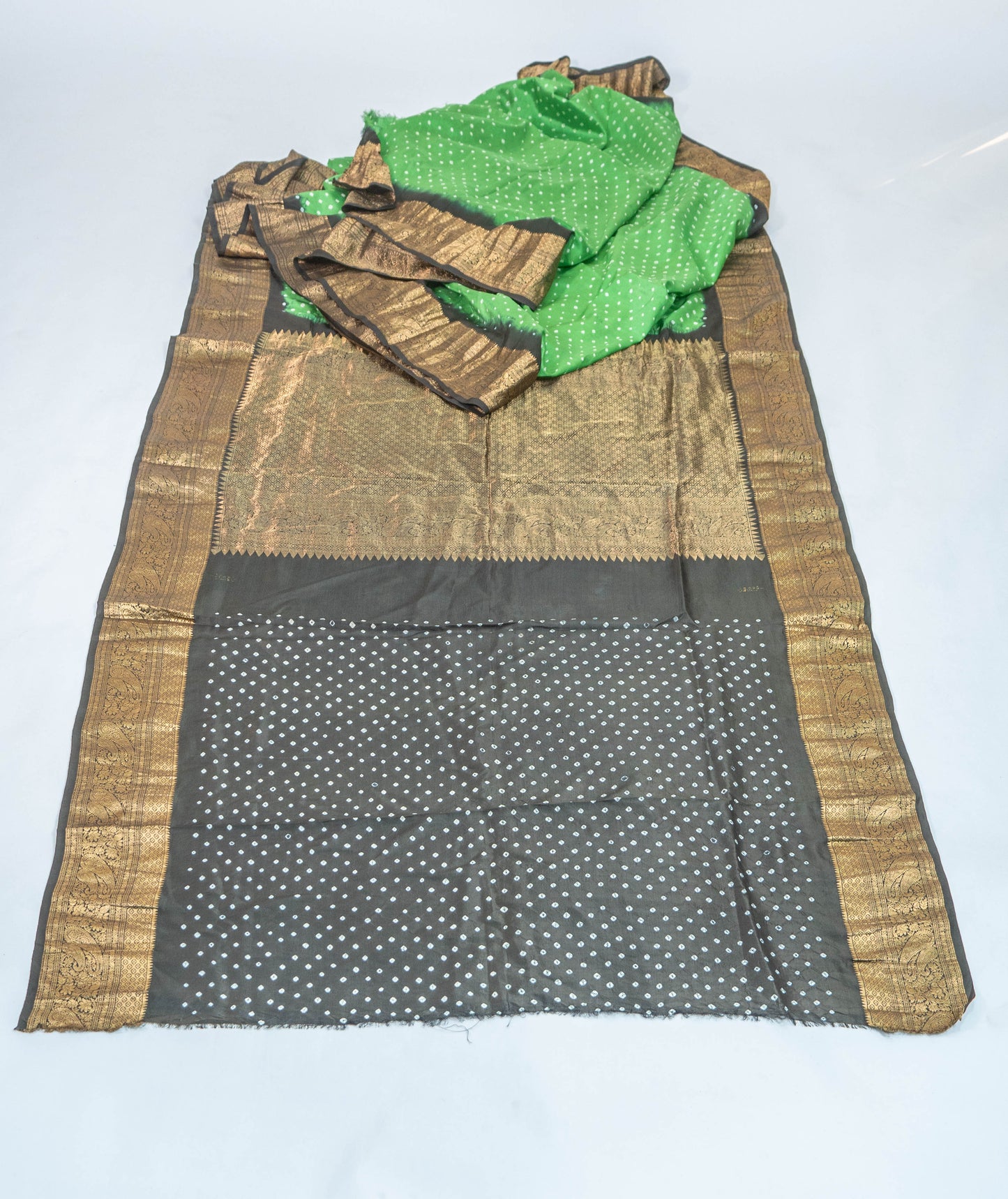 Mrinalini~ Unused Pure Silk Hand Bandhej Kanjeevaram Saree with Blouse Piece