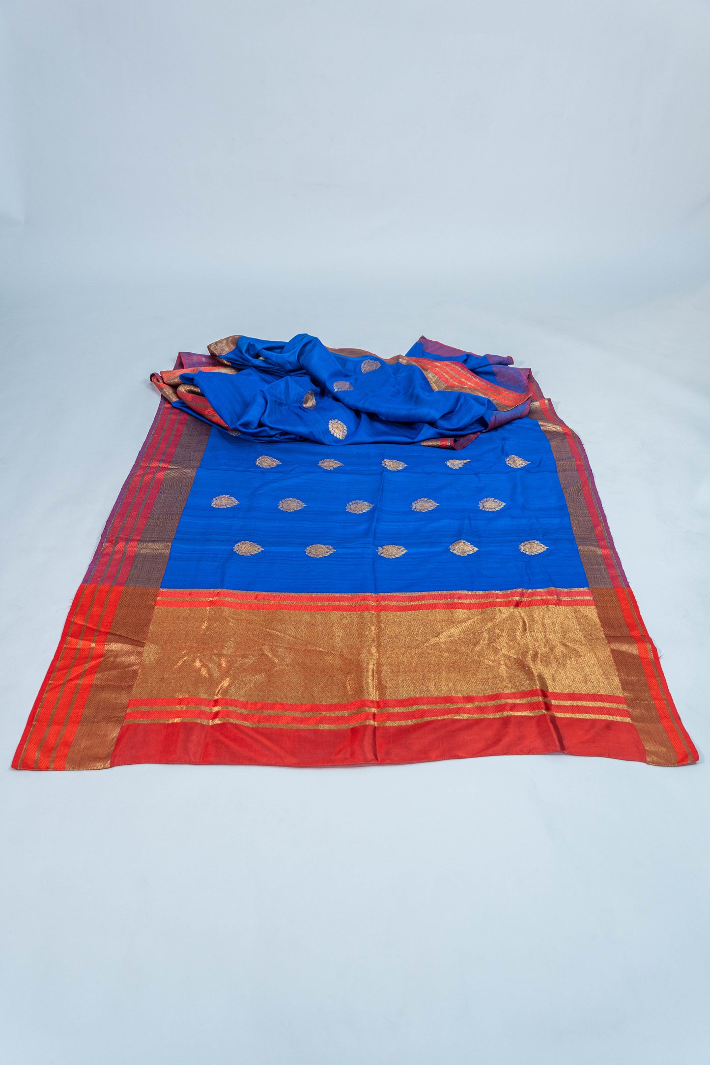 Ishani~ Pure Tussar Silk Banarasee Saree in Blue &Red