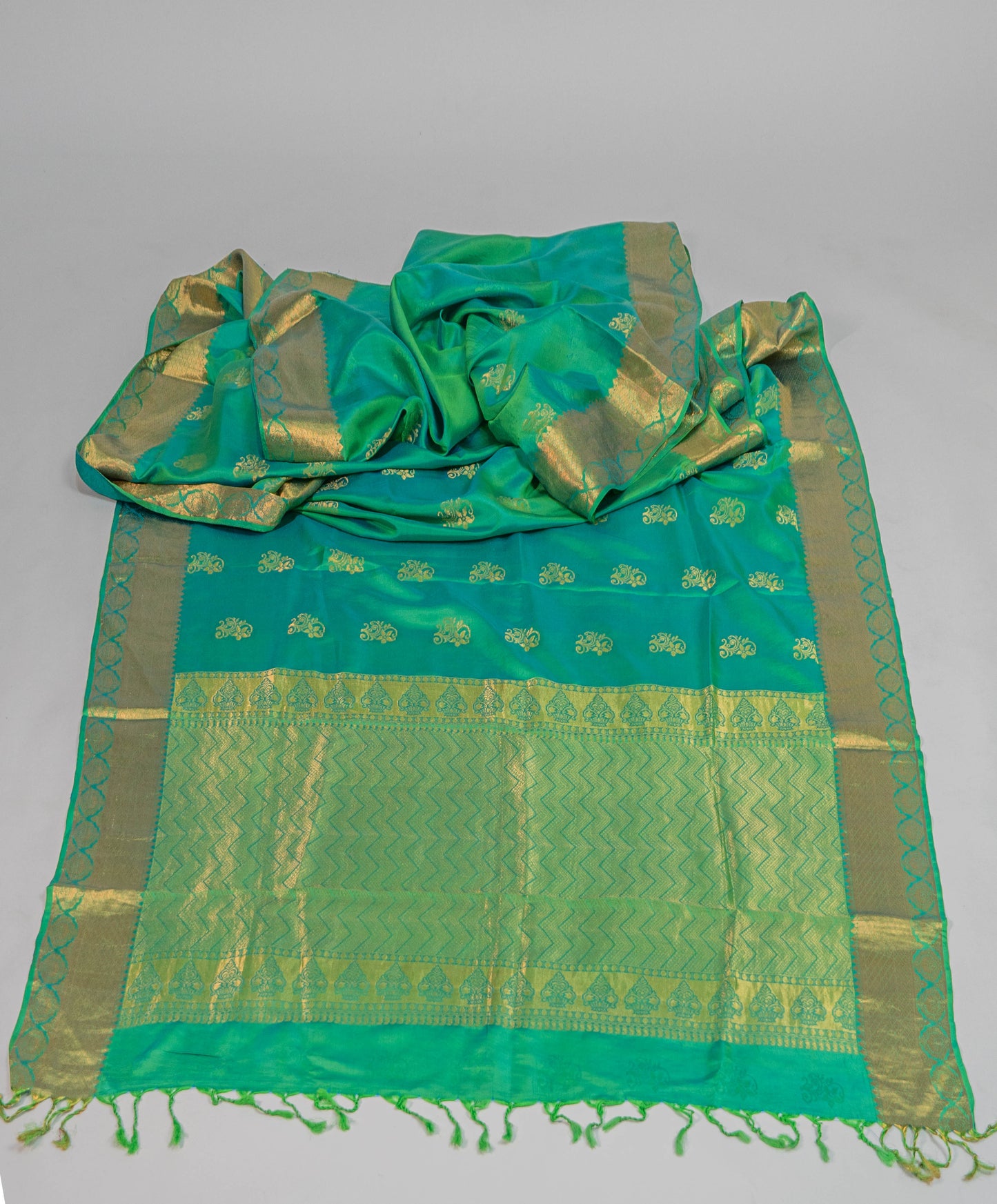 Kalindi - Pure Silk Kanjeevaram Saree