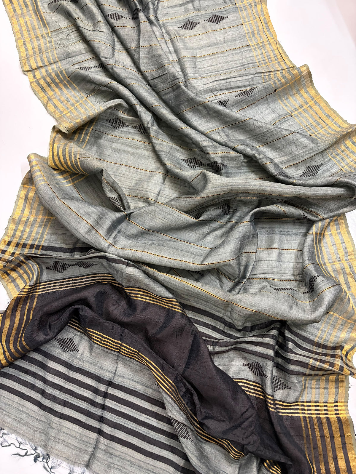 Raavi~Kosa Tussar Silk Saree