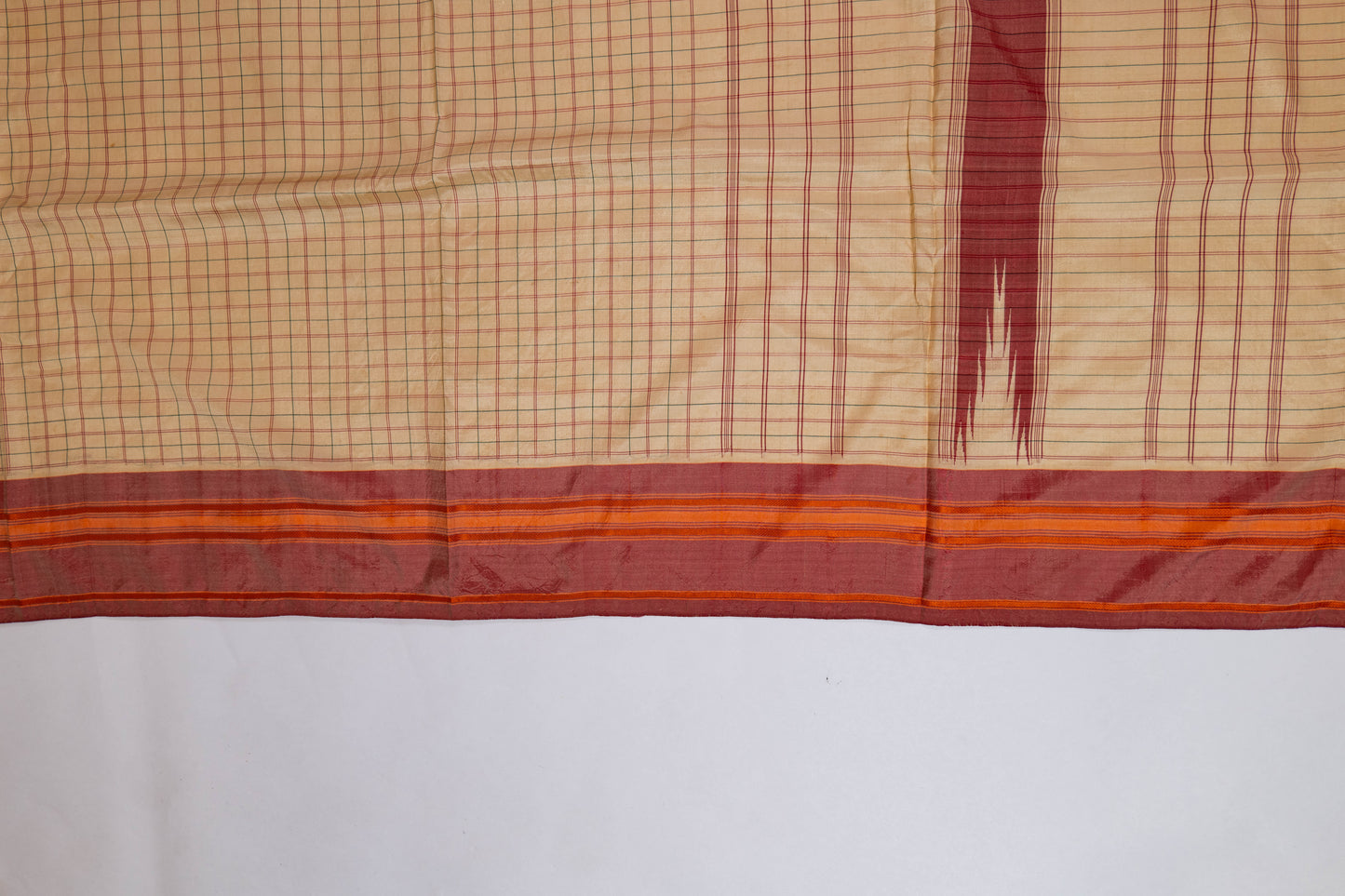 Kaamini~ Arani Silk Saree in Off-White with Maroon Checks & Thazampoo Palla – A South Indian Classic