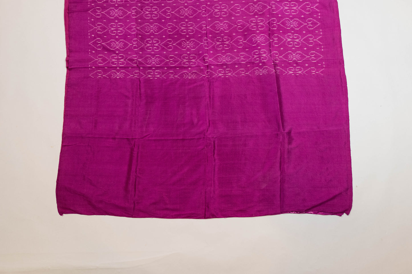Chanda~ Magenta Pink & White Single Ikkat Pure Silk Saree