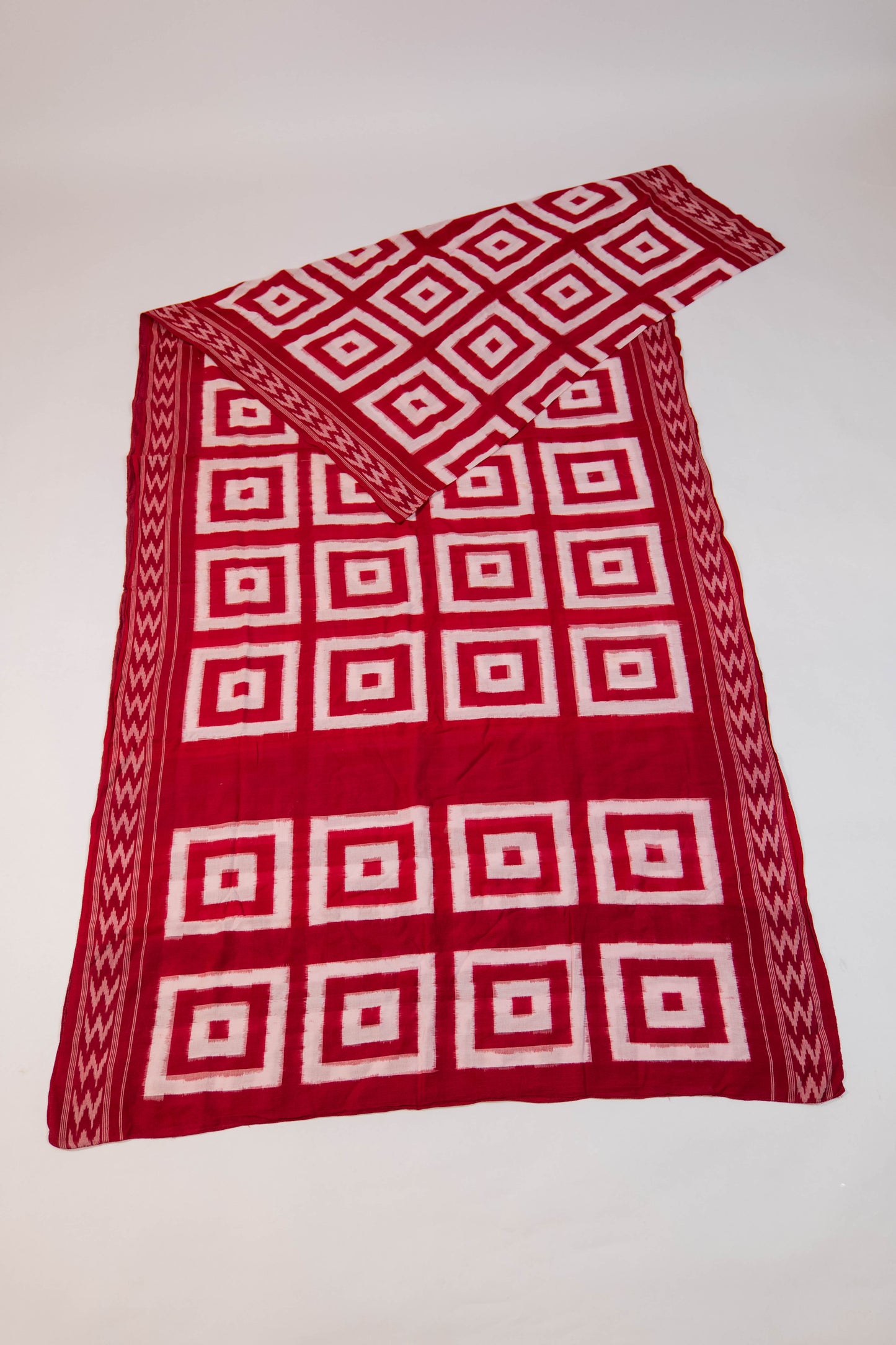 Paro~ Telia Double Ikkat Pure Cotton Saree – Andhra Heritage