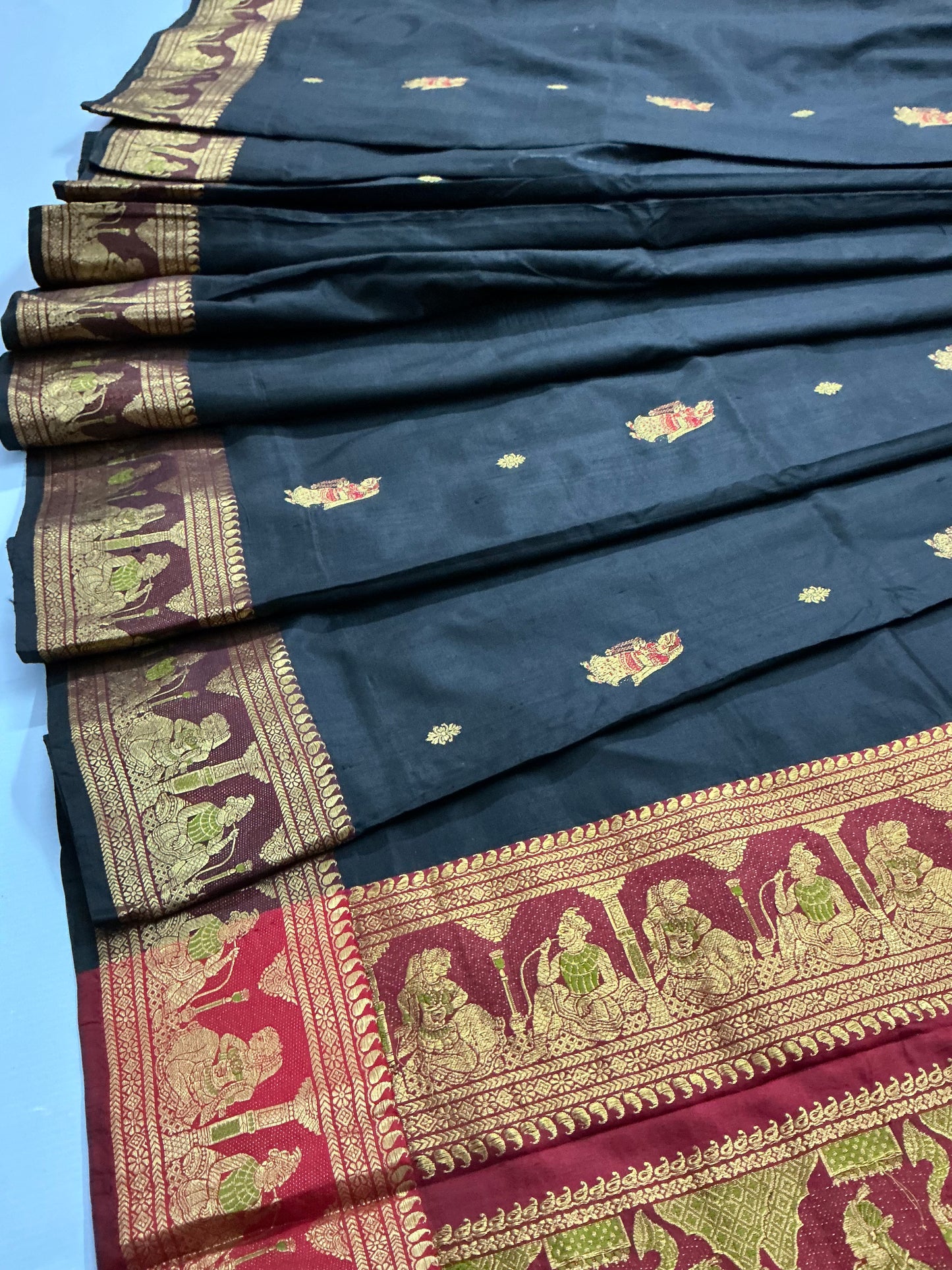 Kajal~ Black & Red pure silk Swaranchuri Saree