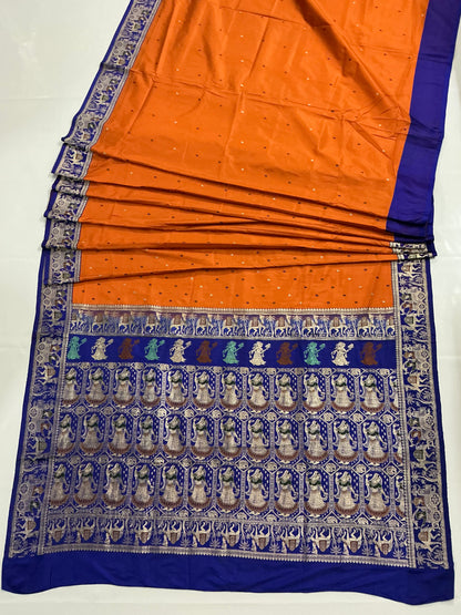 Radhya ~ Pure Silk Figurine Banarasee Saree