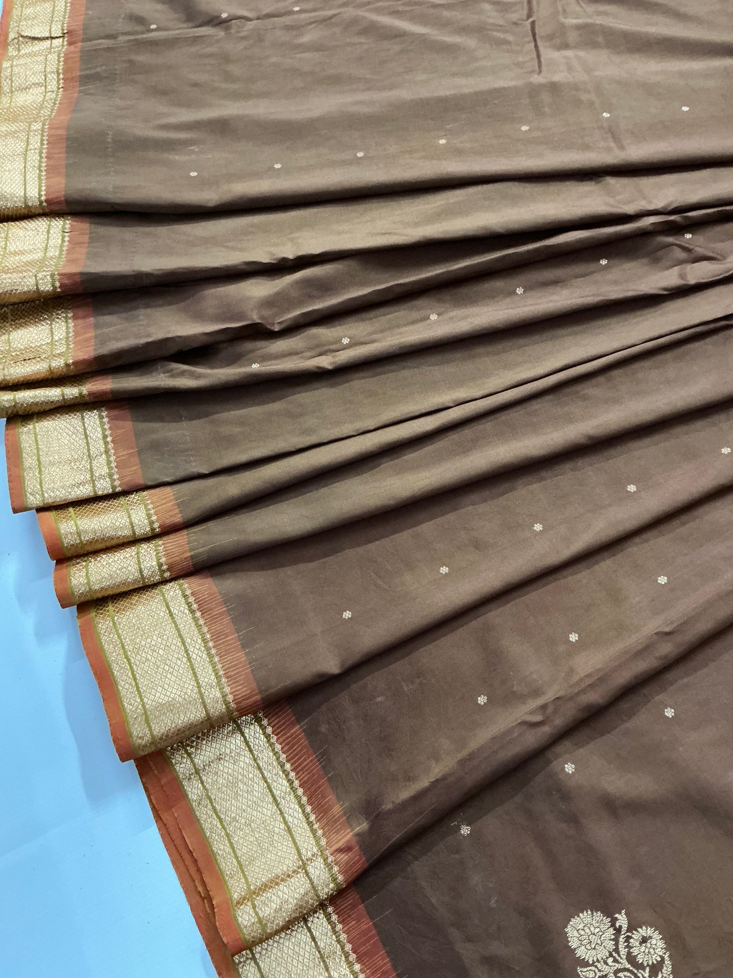 Tangedu ~ Vintage Pure Silk Armoor Saree