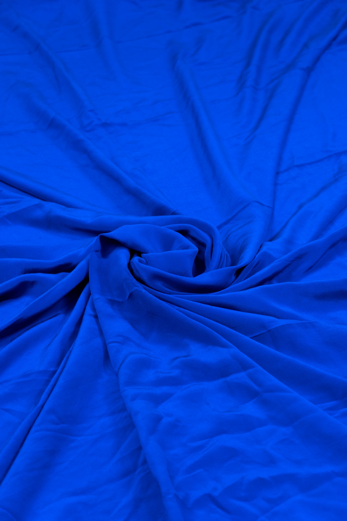 Sozni Embroidered Crepe Silk Saree – Kashmir’s Needlework Poetry in Silk