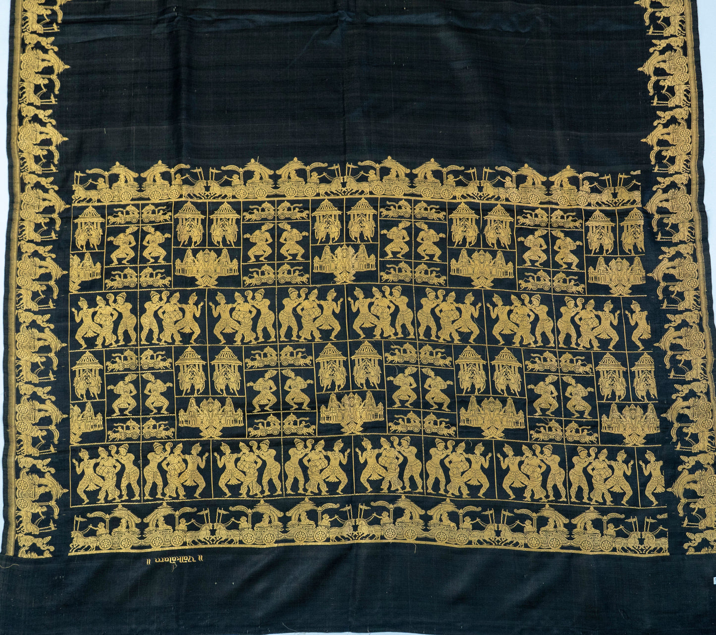 Black & Yellow Valkalam Saree – Varanasi’s Woven Art in Bold Contrast