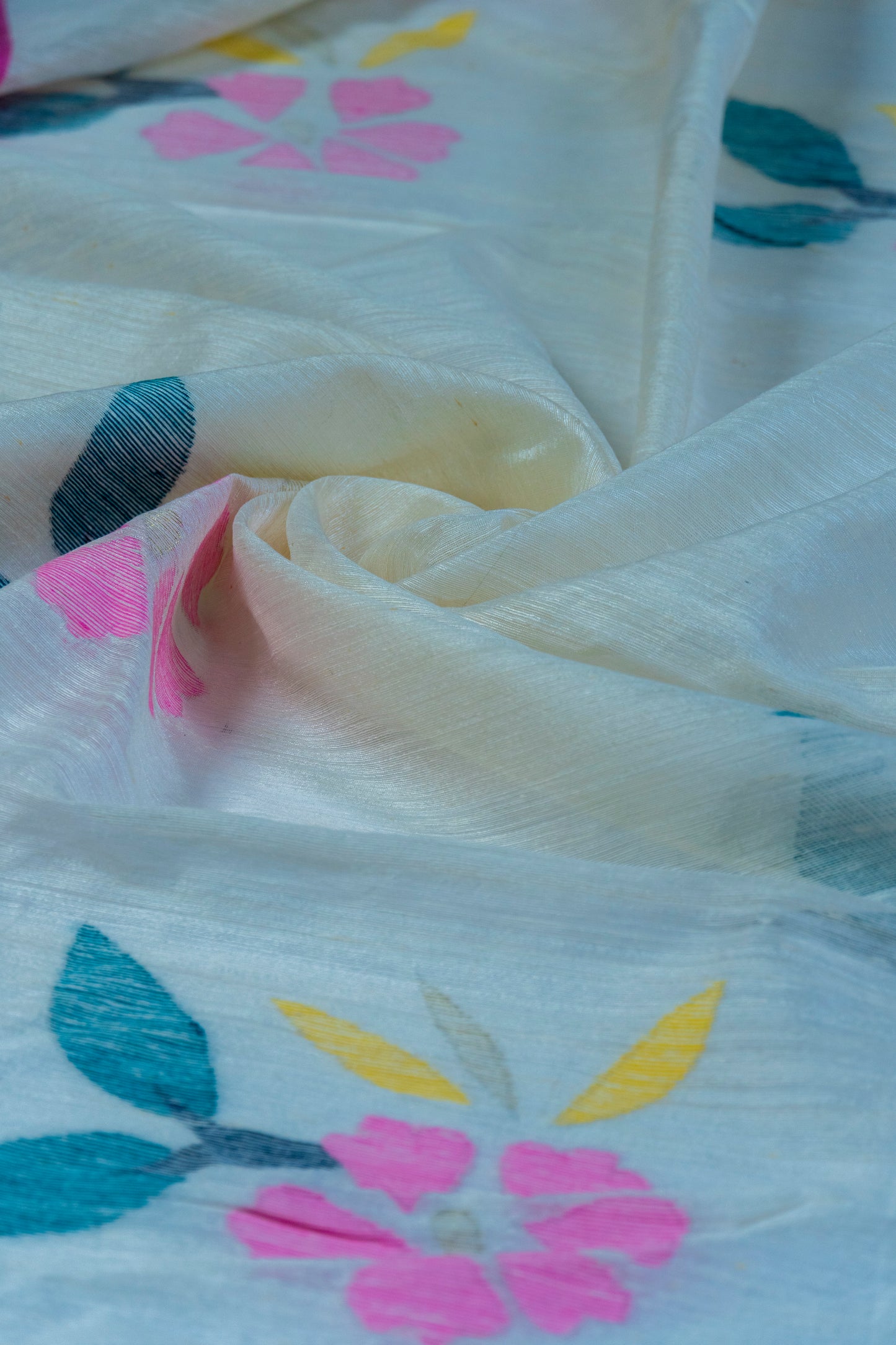 Kumudini~ Tussar & Muslin Silk Jamdani Saree – Bengal’s Loomed Poetry in Silk