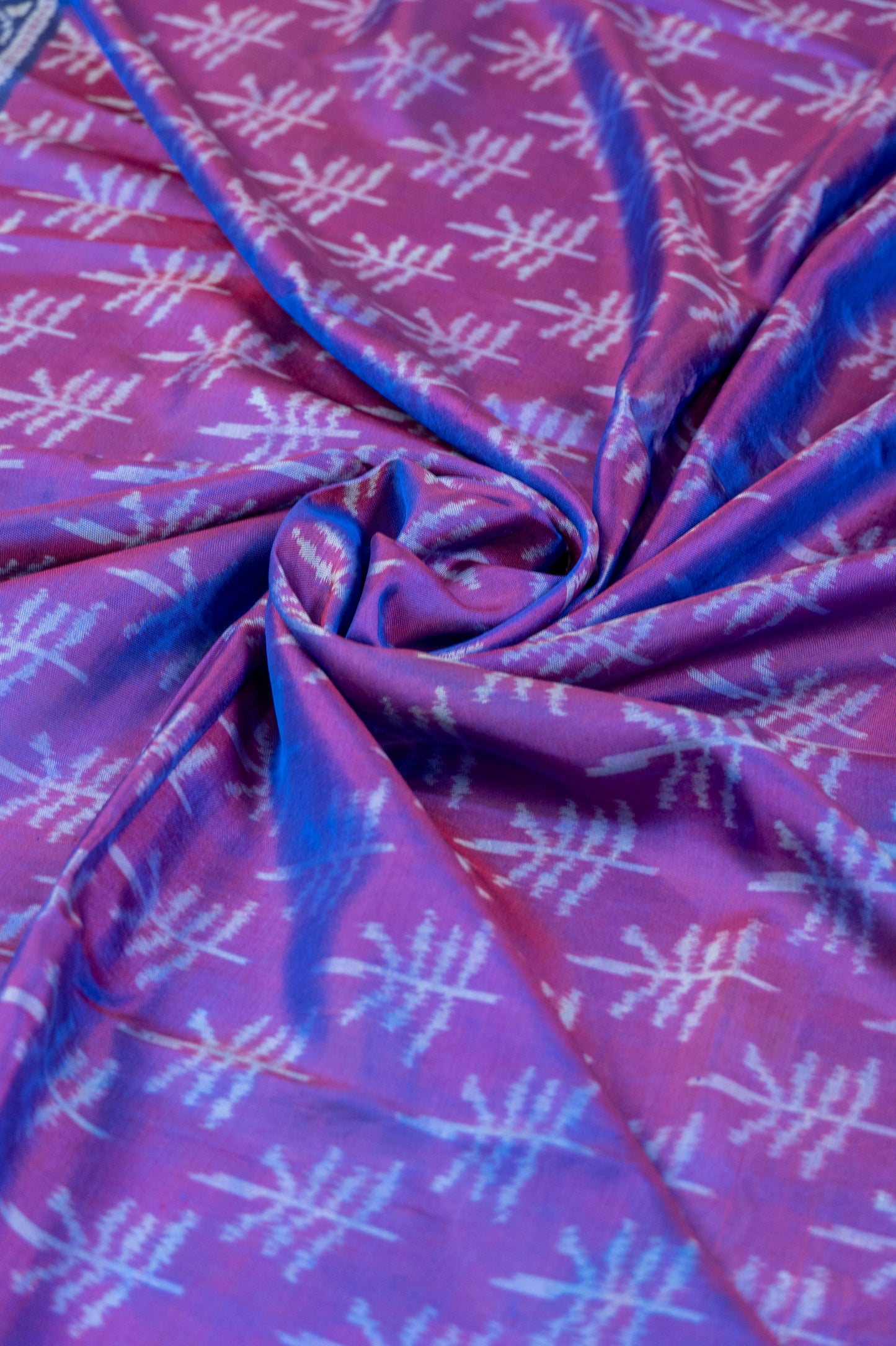 Purple Patola Silk Saree – Gujarat’s Ikat Legacy in Royal Hues