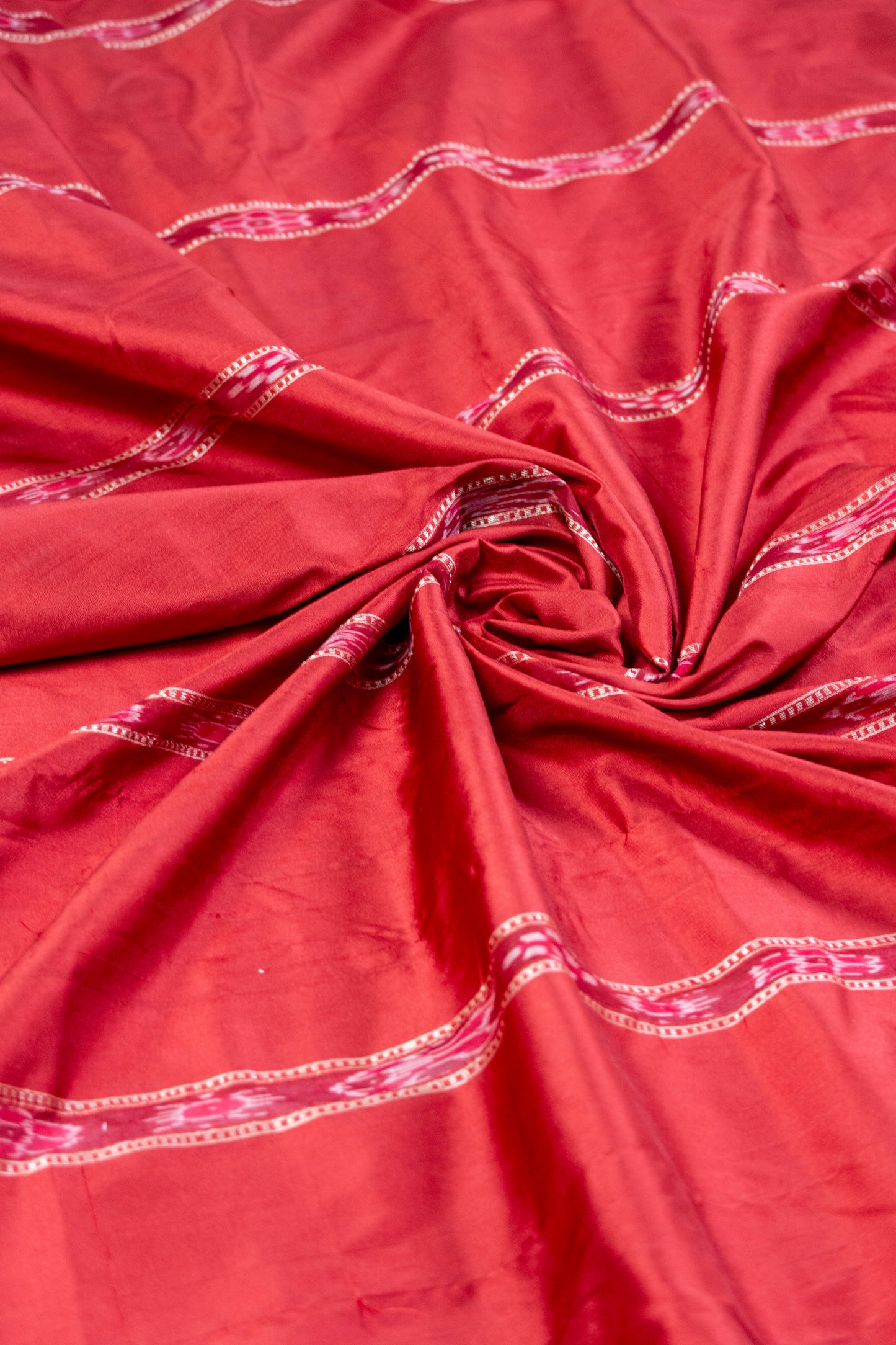 Guldaudi~ Red-Pink Sambalpuri Silk Saree – Odisha’s Timeless Ikat in Vibrant Hues