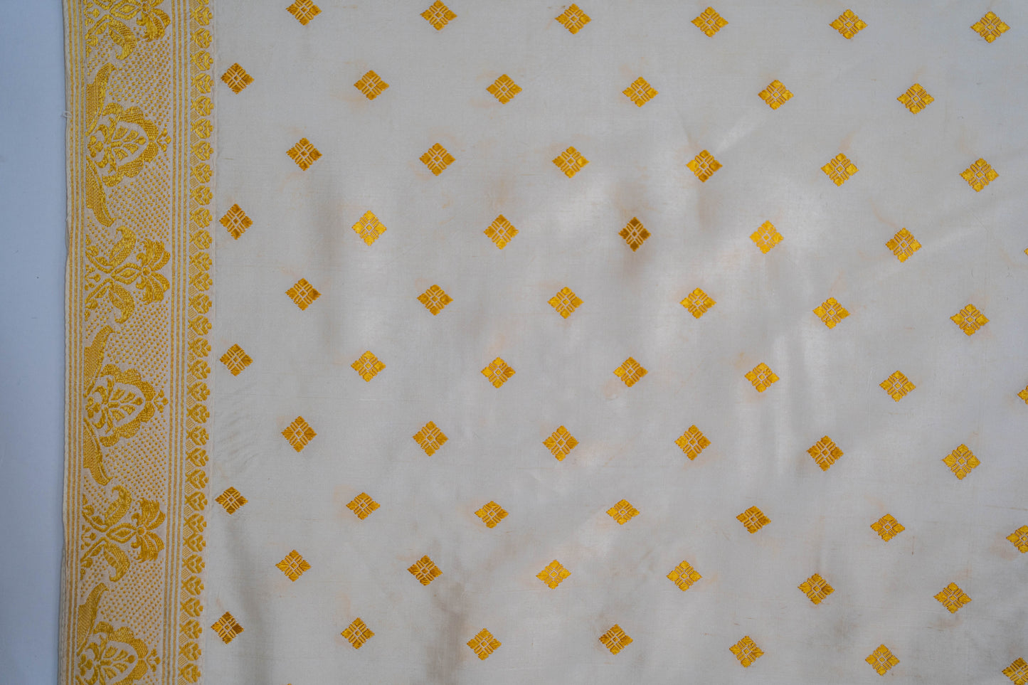 Manjari - Ivory Assam Mulberry Silk Saree