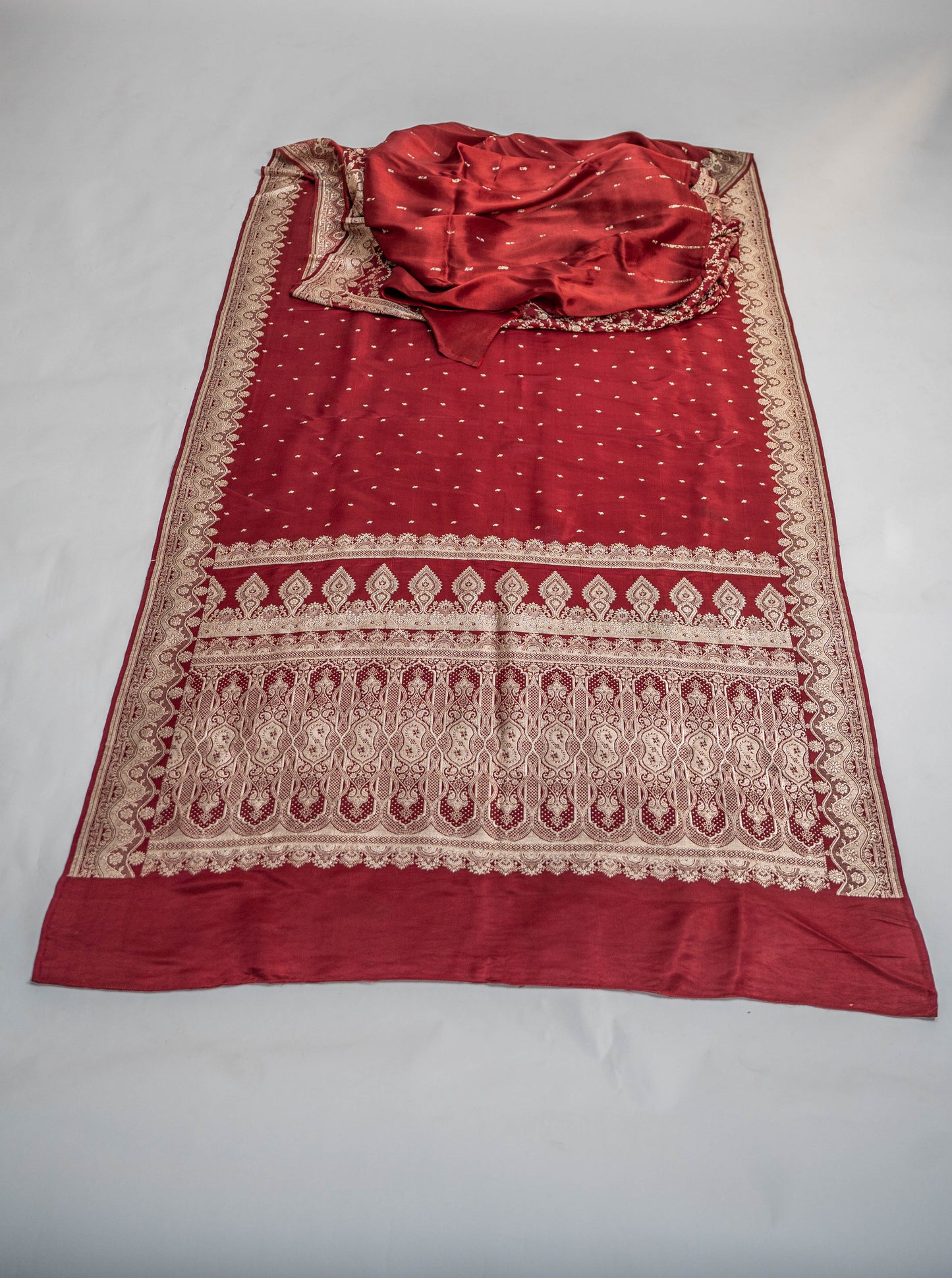 Yogmaya - Red Banarasee Saree