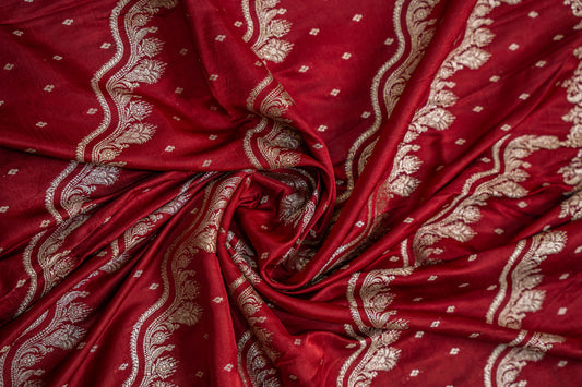 Jagdamba- Red Banarsee Saree