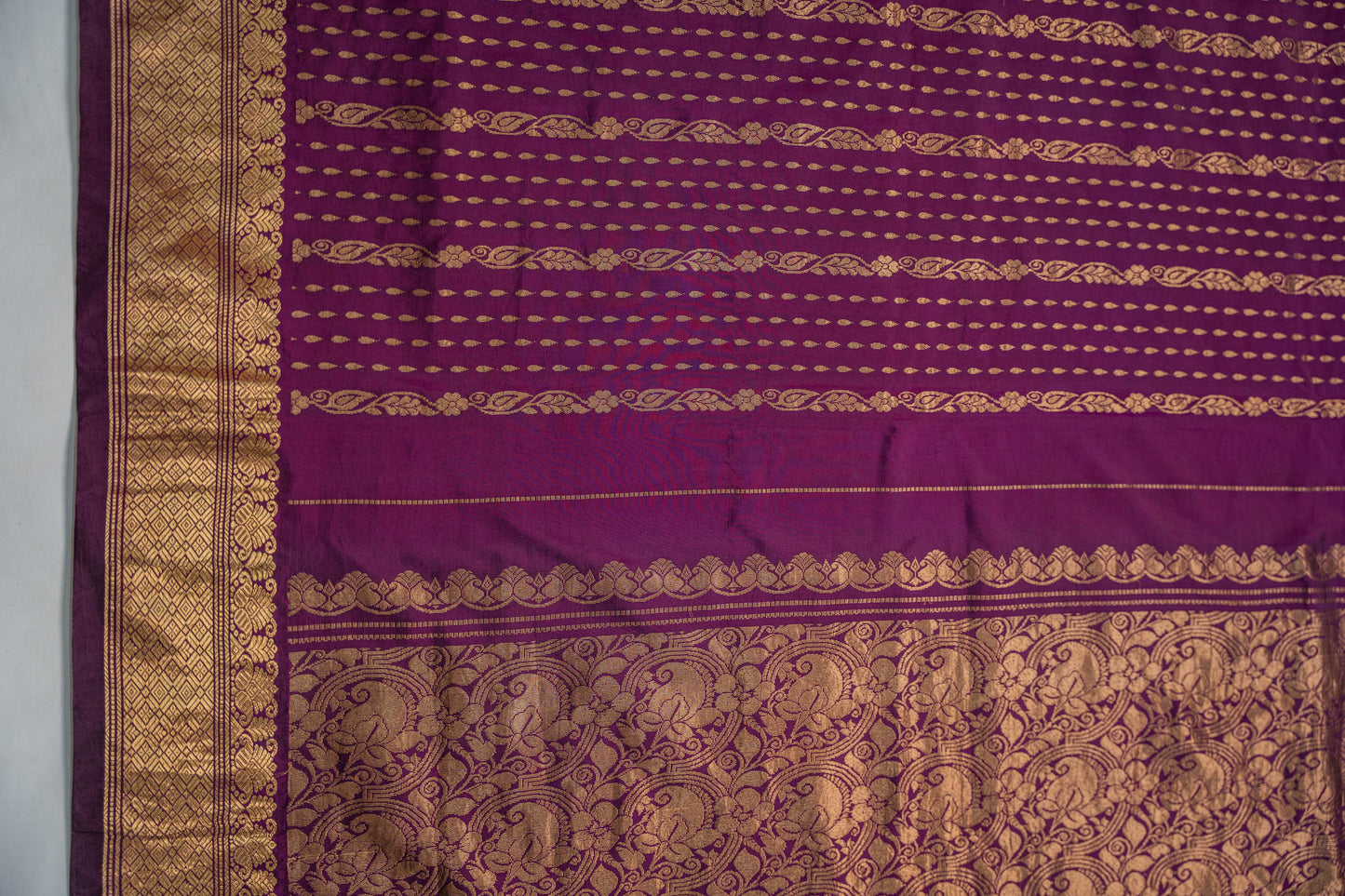 Vaidehi - Purplish Pink Pure Silk Kanjeevaram Saree