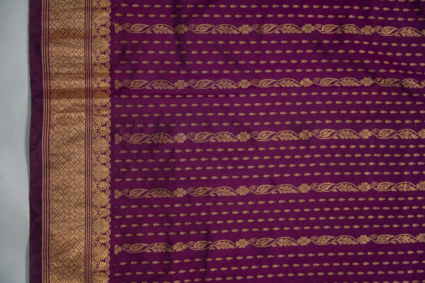 Vaidehi - Purplish Pink Pure Silk Kanjeevaram Saree