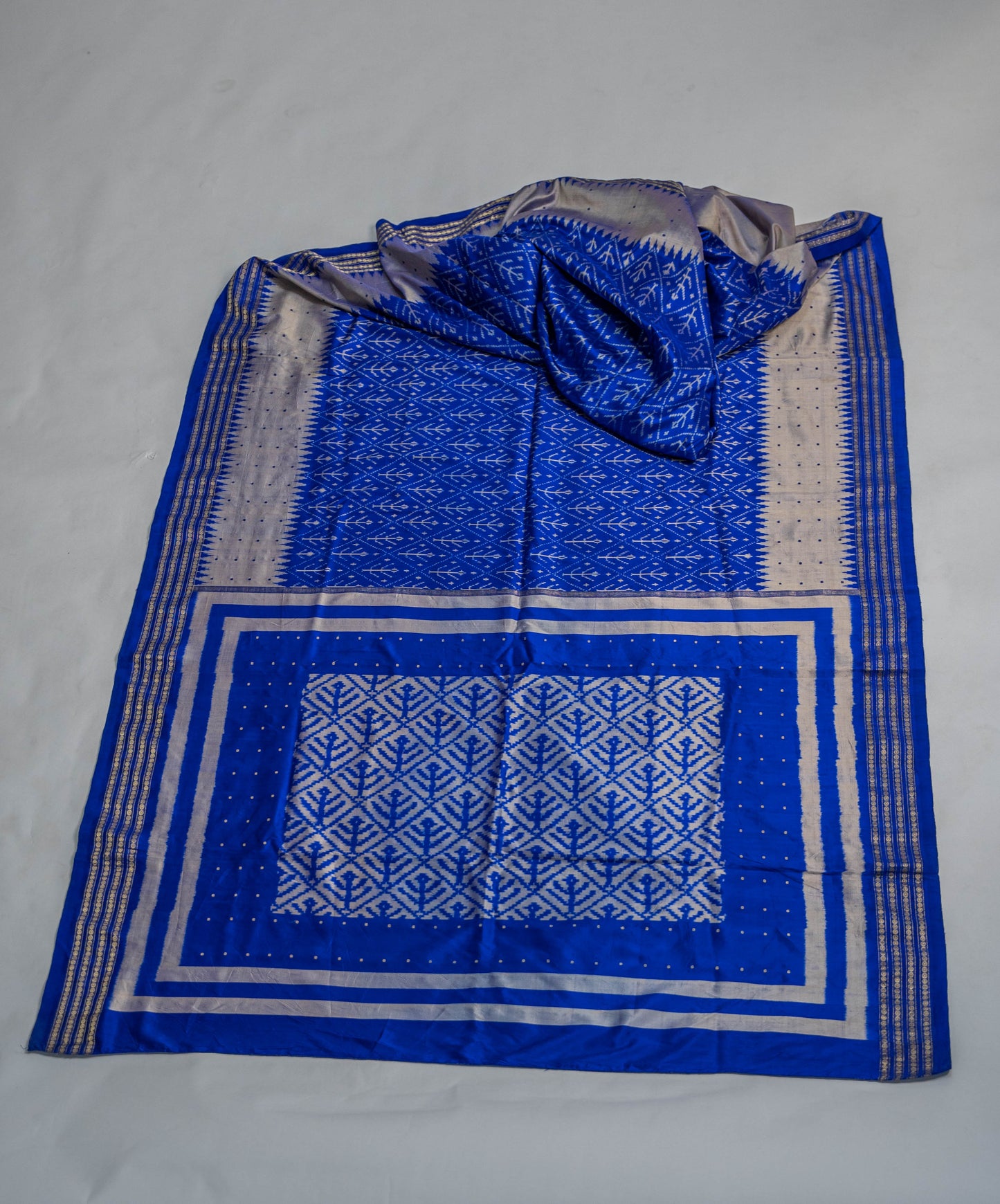 Parvathi - Indigo & Silver Ikkat Pure Silk Saree