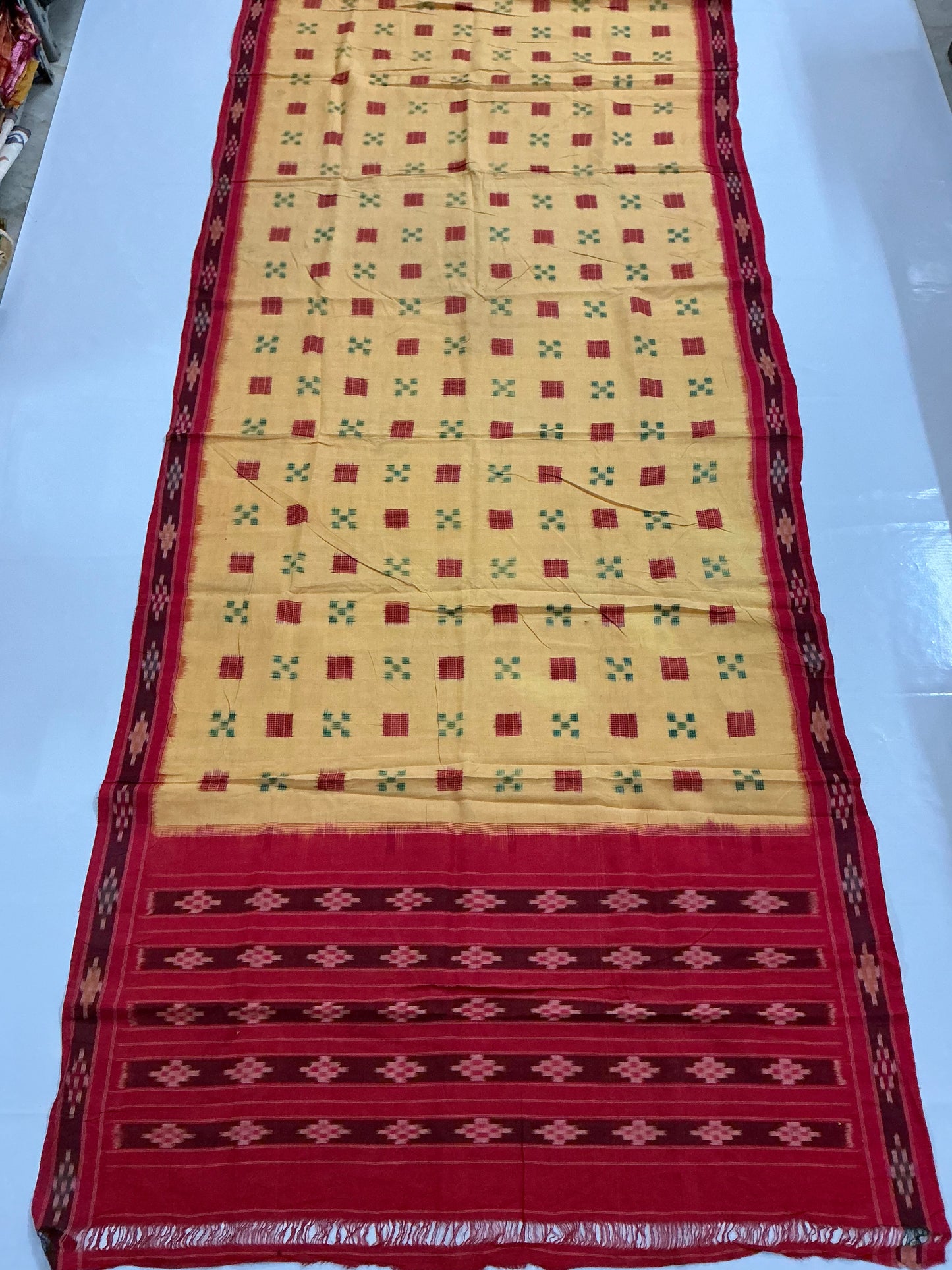 Gomed ~ Double Ikkat Pochampally Saree