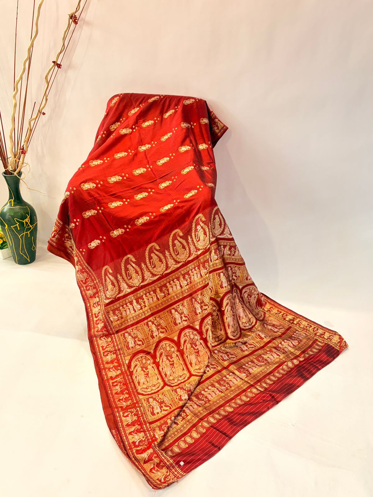 Meher~Meenakari Swarnchari Saree Maroon