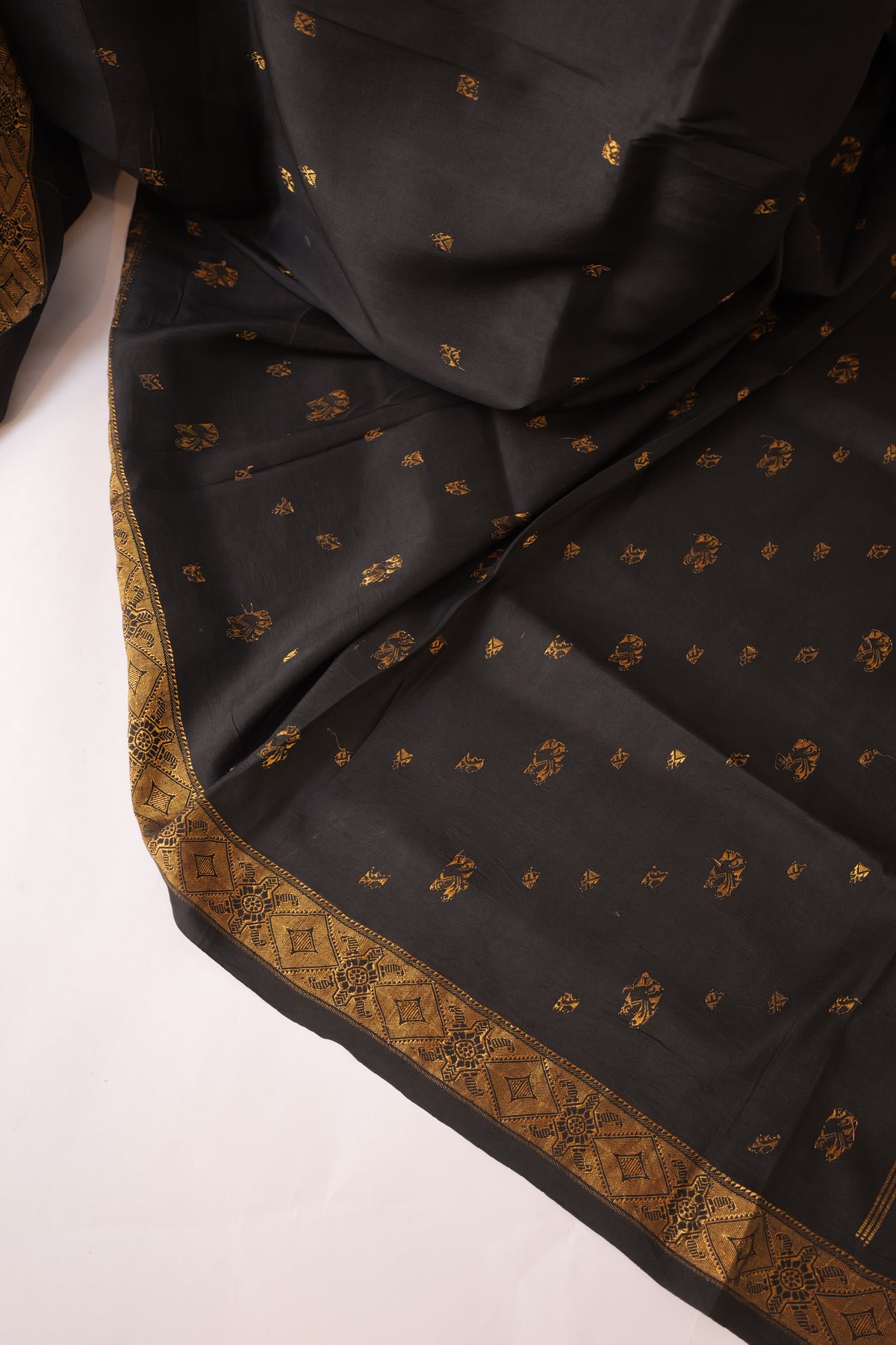 Udyama~Kanjivaram Black