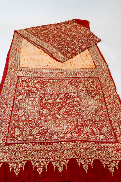 Naagdamini~ Deep Maroon & Ivory Pure Crepe Silk Saree with Hand Batik & Kantha Embroidery – A Heritage Weave from Bengal