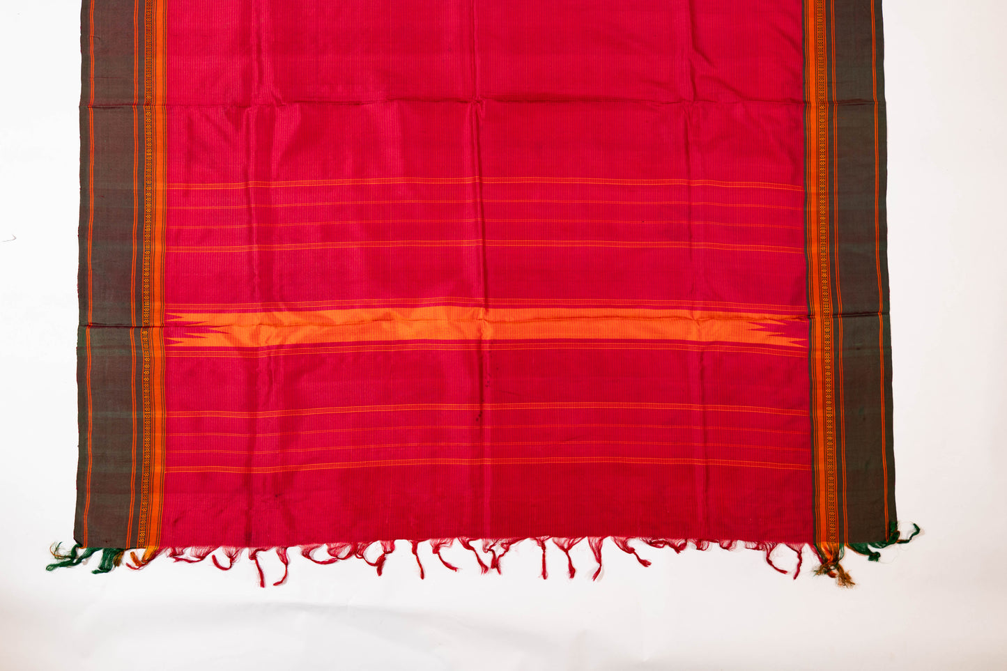Gulasharfi~ Maroon Arani Silk Saree with Green Borders & Thazampoo Palla – A Jewel from Tamil Nadu’s Looms