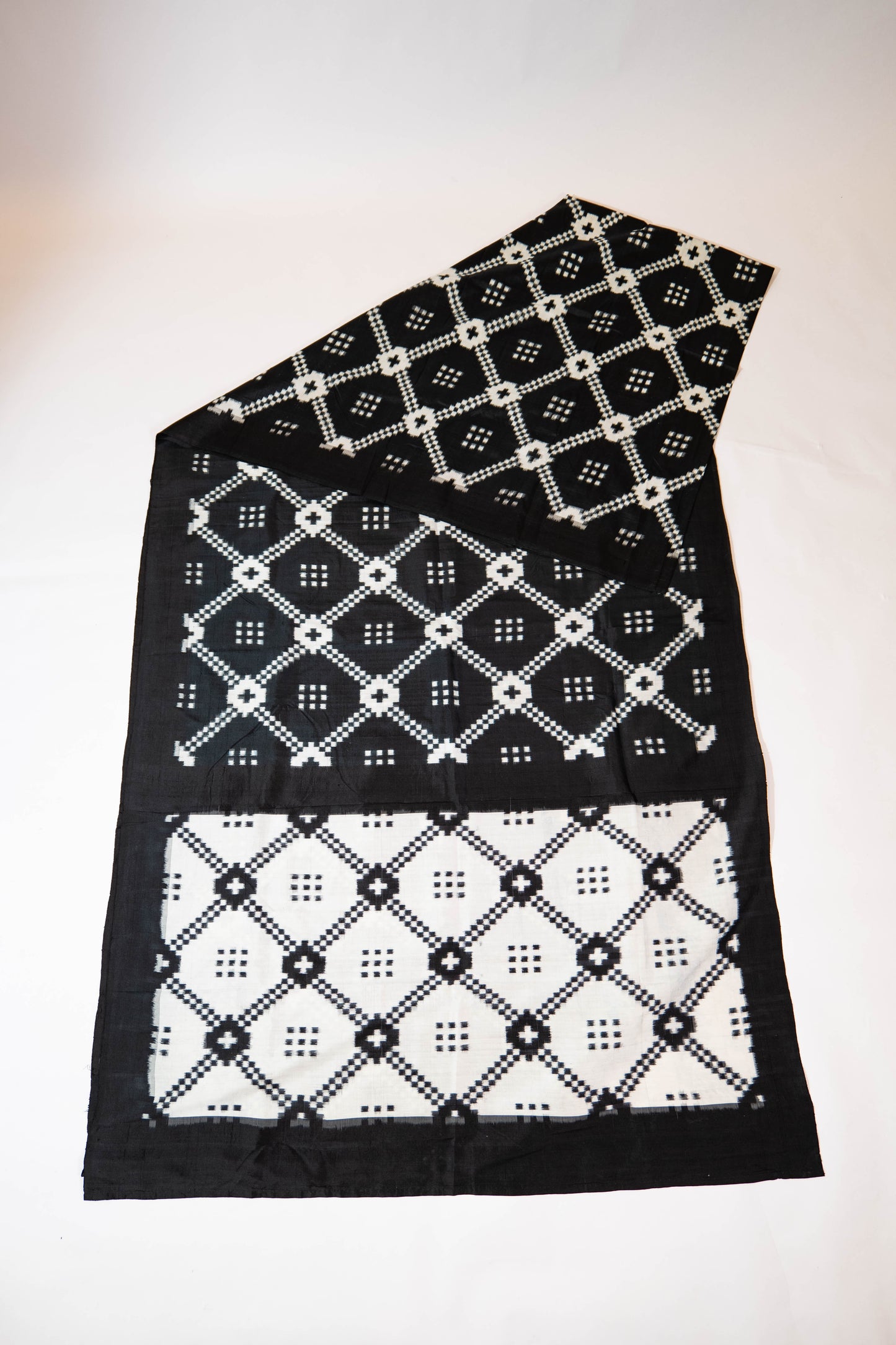 Mogra~ Double Ikat Pure Silk Telia Rumal Saree – A Rare Masterpiece from Telangana’s Looms
