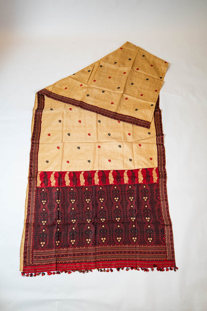 Chandan~ Sandalwood & Garnet Assam Mulberry Silk Saree – A Refined Weave from the Northeast