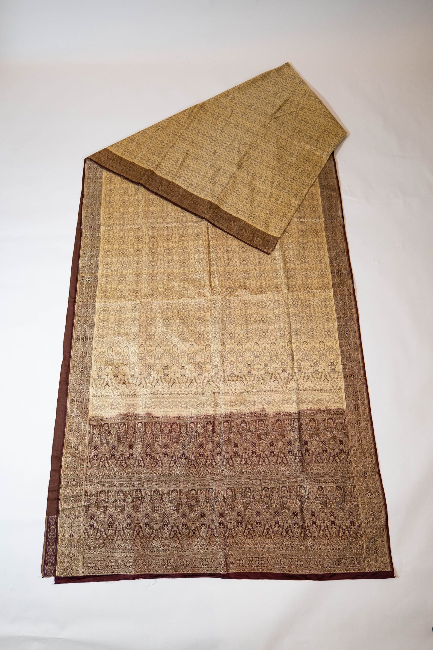 Zarool~ Pure Silk Himroo Saree in Cream & Brown – A Legacy Weave from Aurangabad