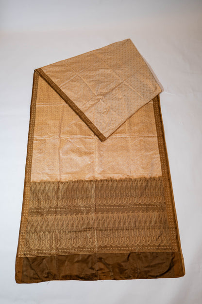 Kaamlata~ Pure Silk Himroo Saree in Cream – A Regal Weave from Aurangabad