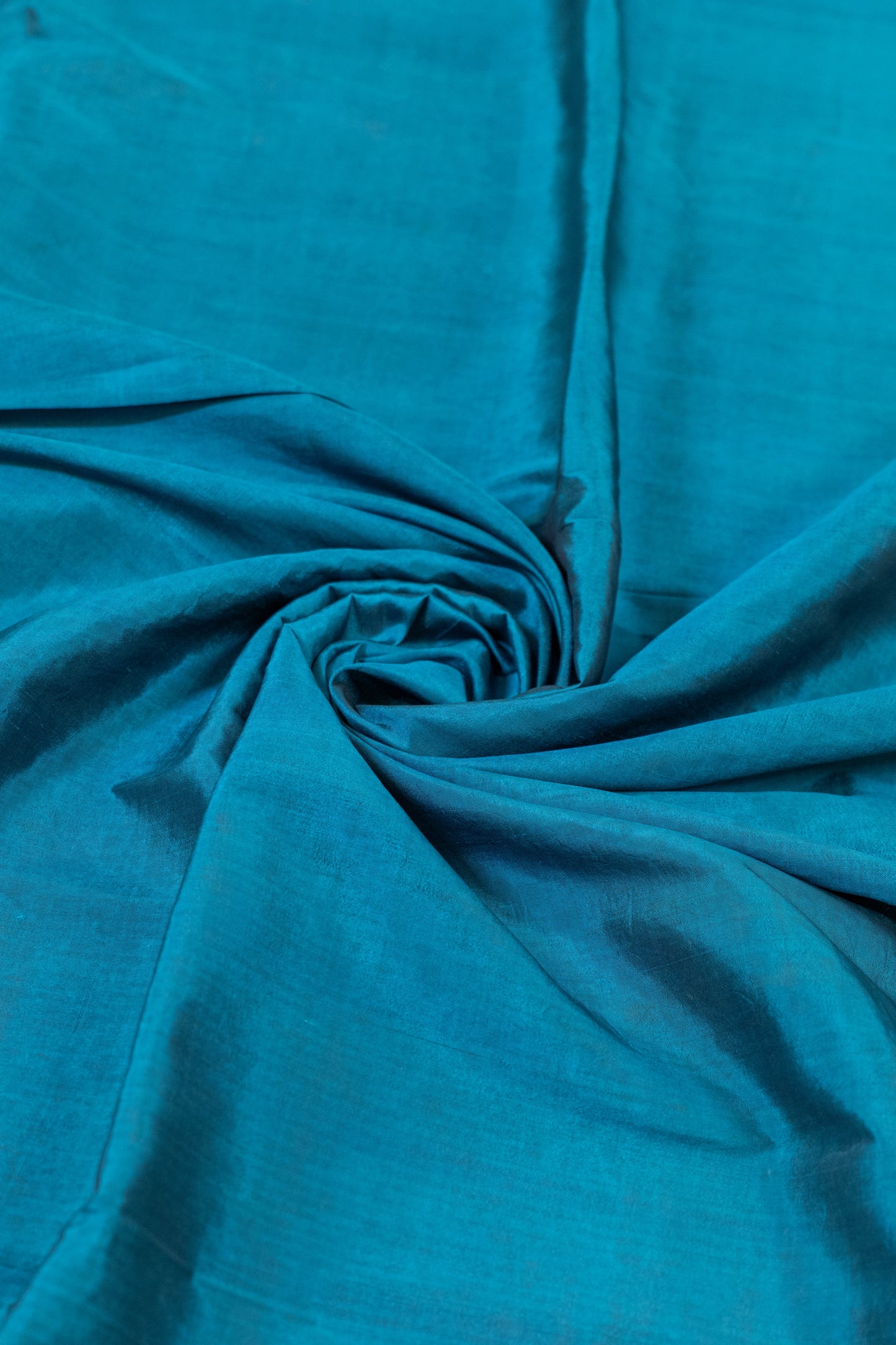 Aarini~ Turquoise & White Single Ikkat Pure Silk Saree
