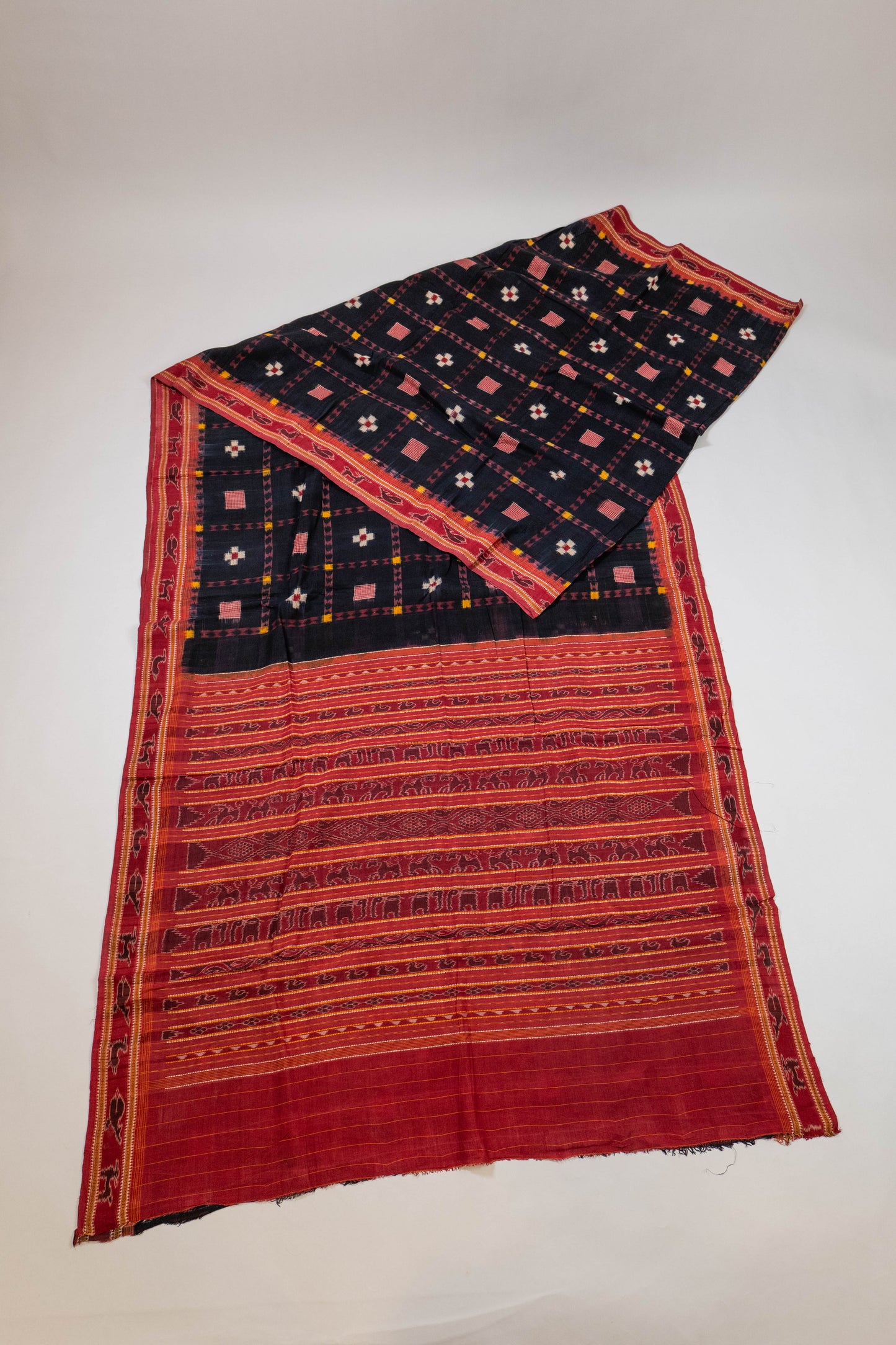 Aanchal~ Pure Cotton Pasapalli Ikkat Saree from Odisha