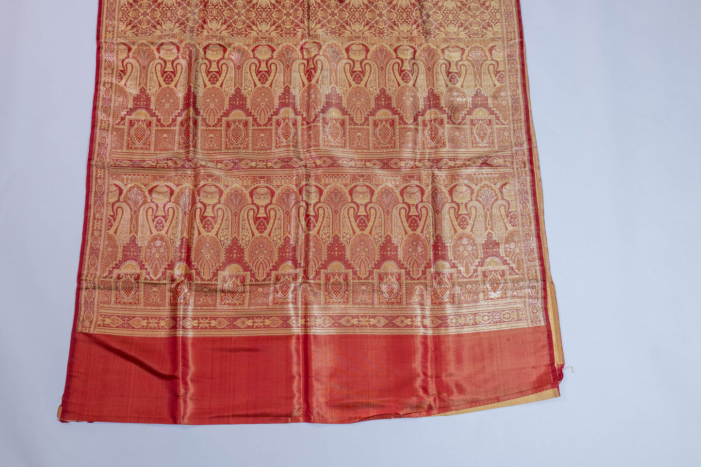 Chakri~Reddish Golden Tanchoi Banarsee Saree