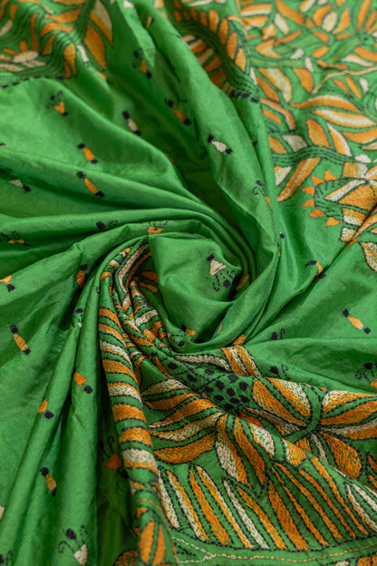 Aanandi~Padma Kantha Saree