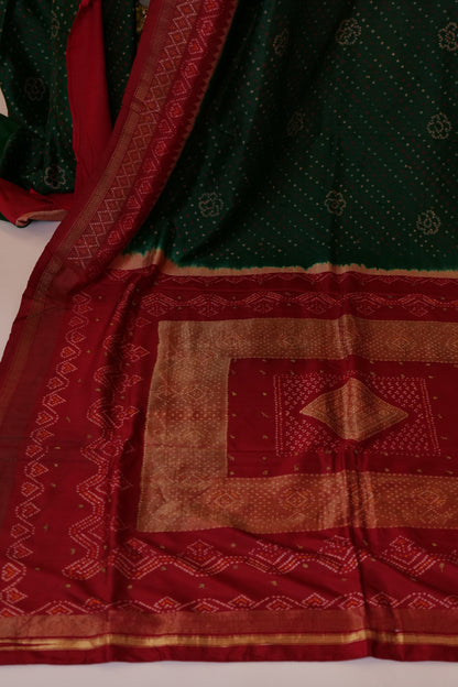 Maati~Ikkat Bandhni Saree