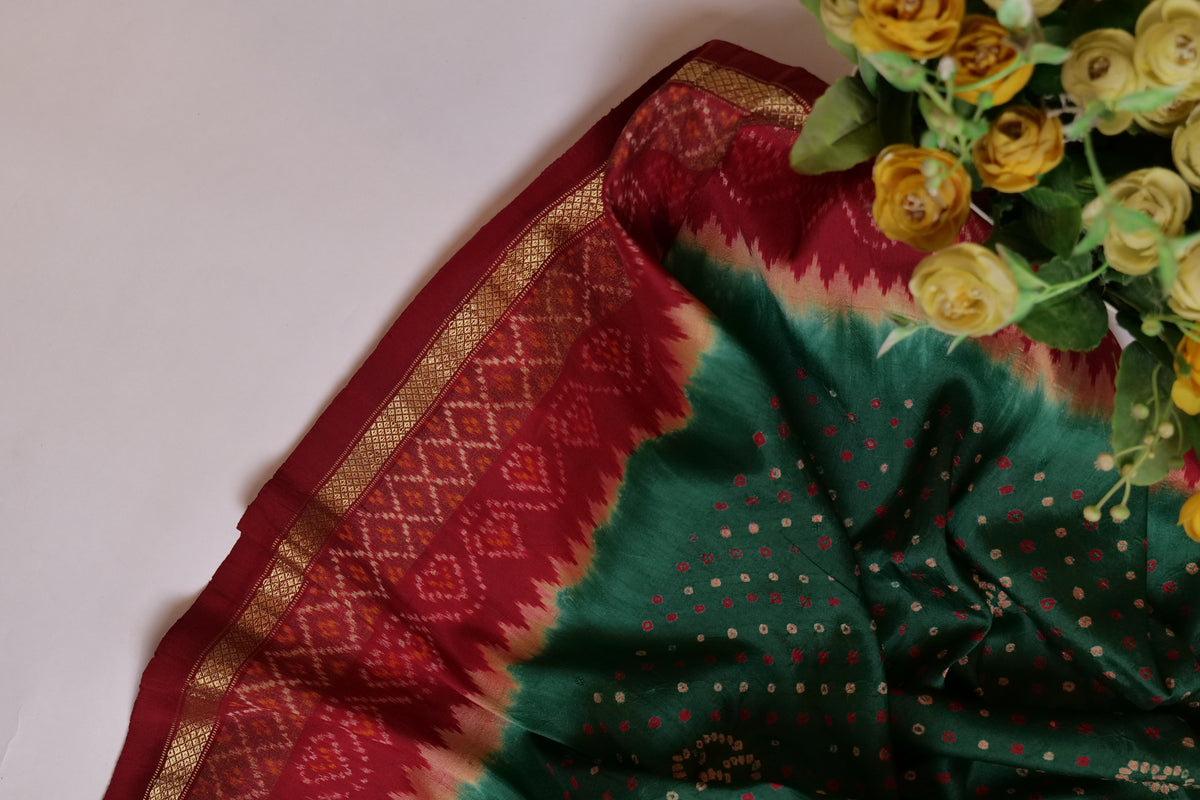 Maati~Ikkat Bandhni Saree