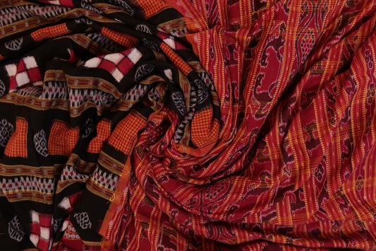 Riddhi~Cotton Pasapalli Red Black & white