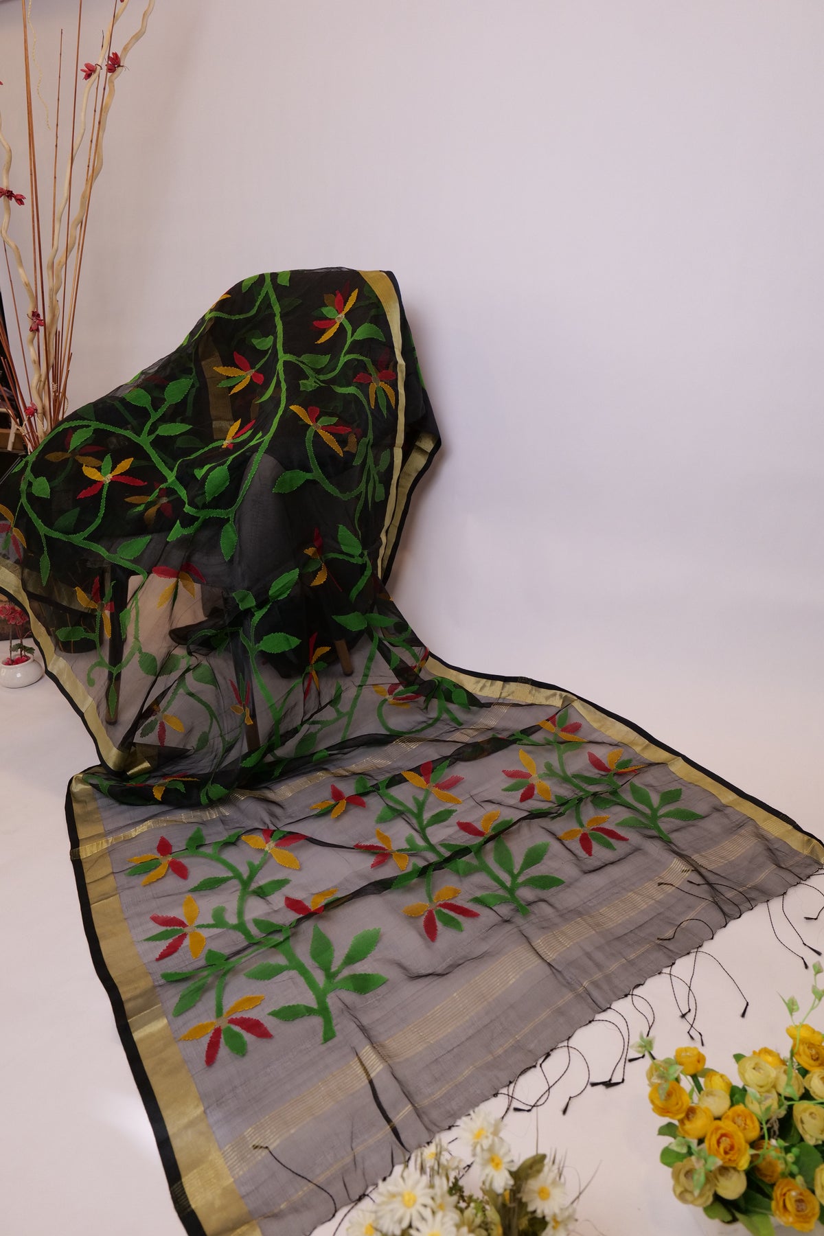 Kohinoor~Muslin Jamdani saree Black Multicolor