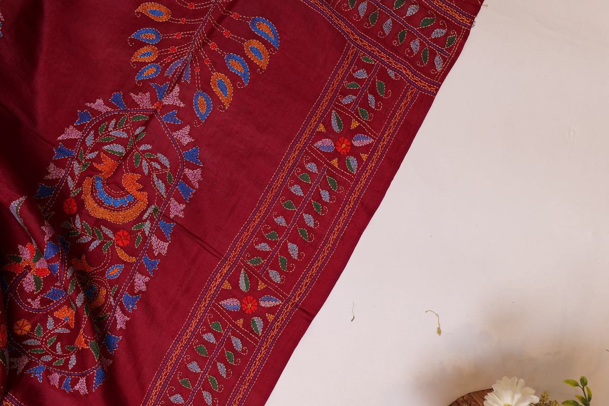 Rasa~Kantha Saree Maroon