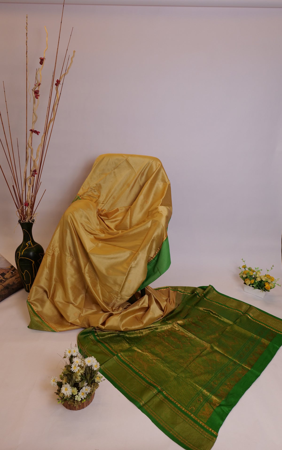 Sakti~Dharmavaram Beige Green
