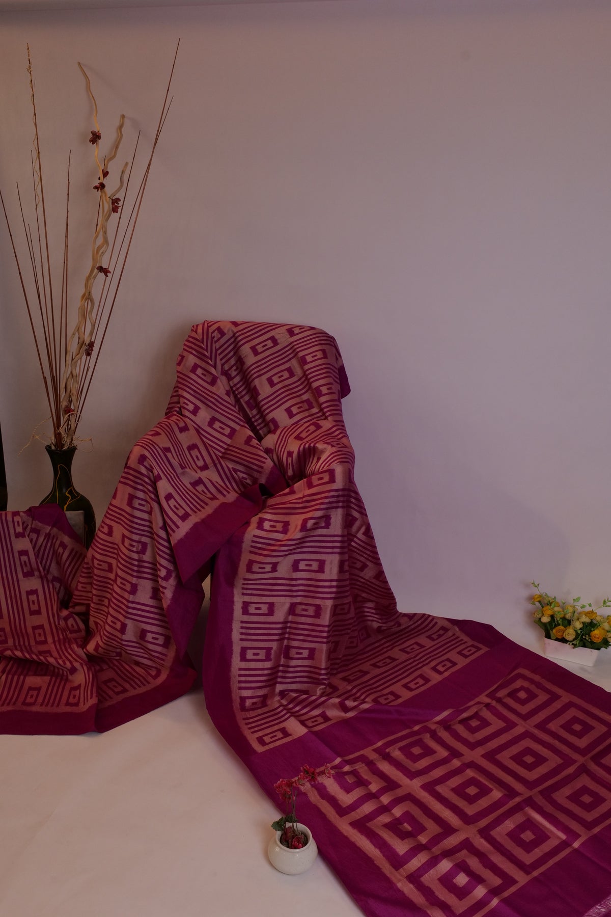 Suhani~Ikkat saree Rani & Onion Pink