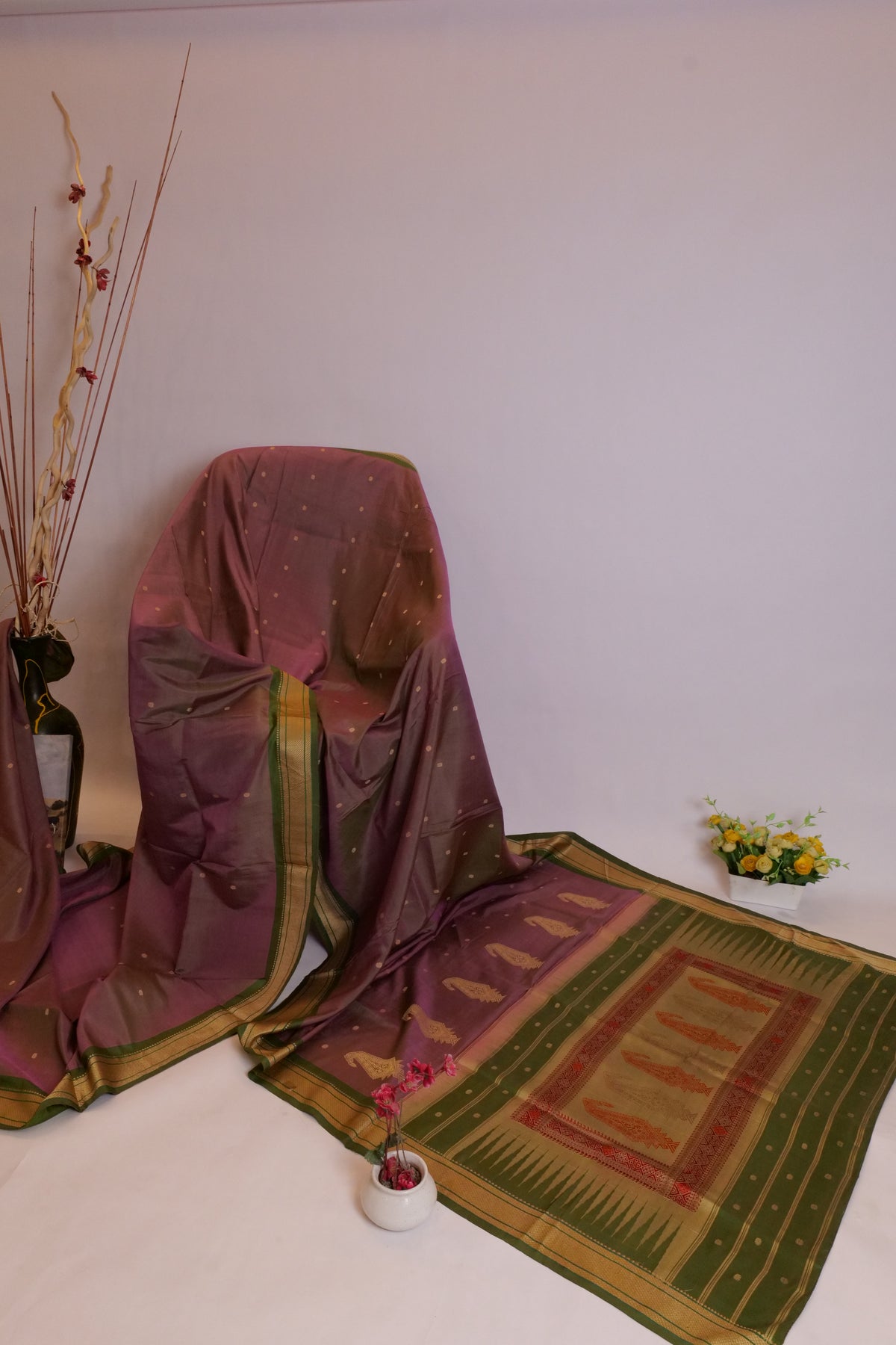 Pratishtha ~Armoor Saree Resham